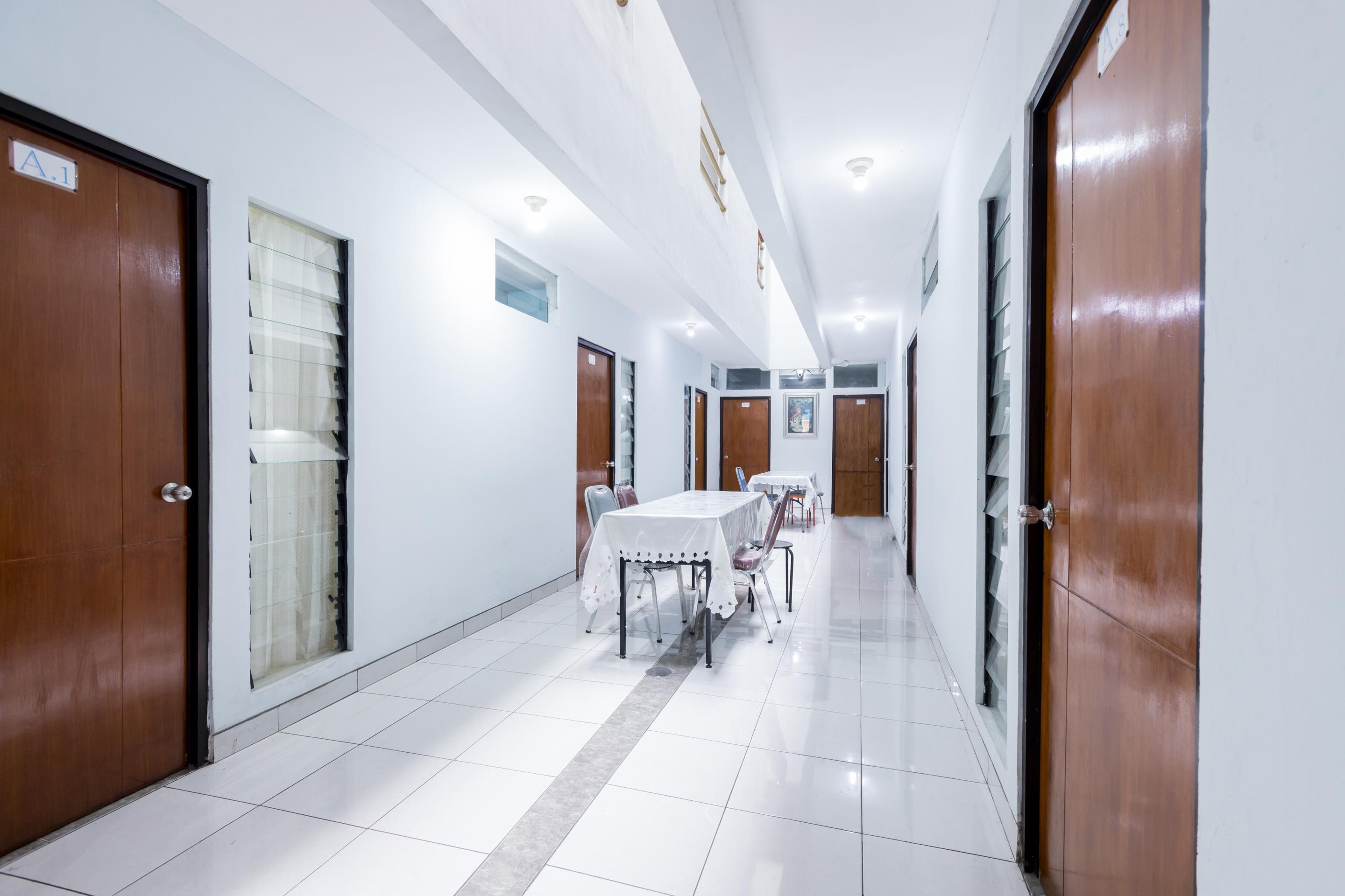 Super Oyo 1516 Cemara Gading Syariah Otel Bogor Dış mekan fotoğraf
