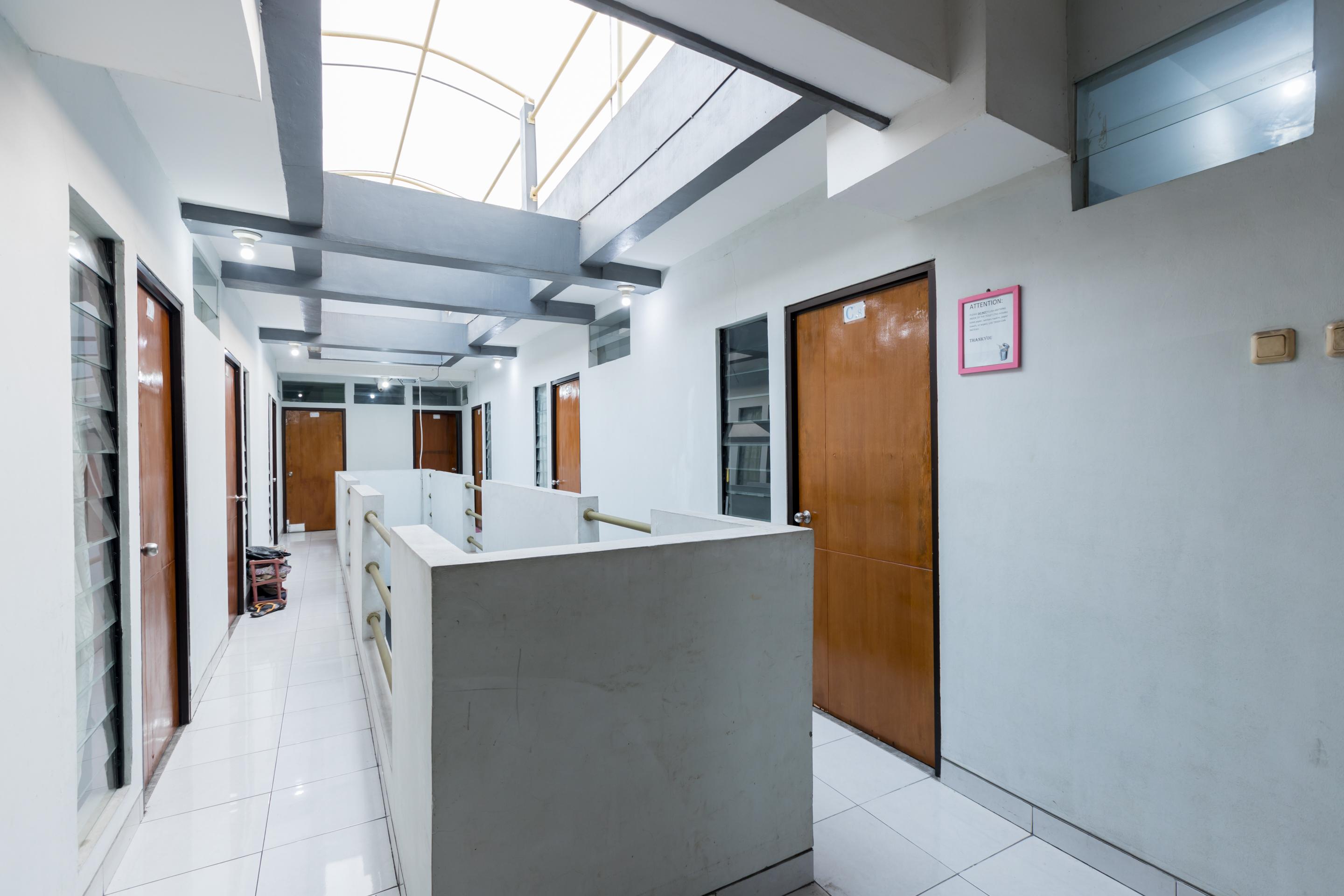 Super Oyo 1516 Cemara Gading Syariah Otel Bogor Dış mekan fotoğraf