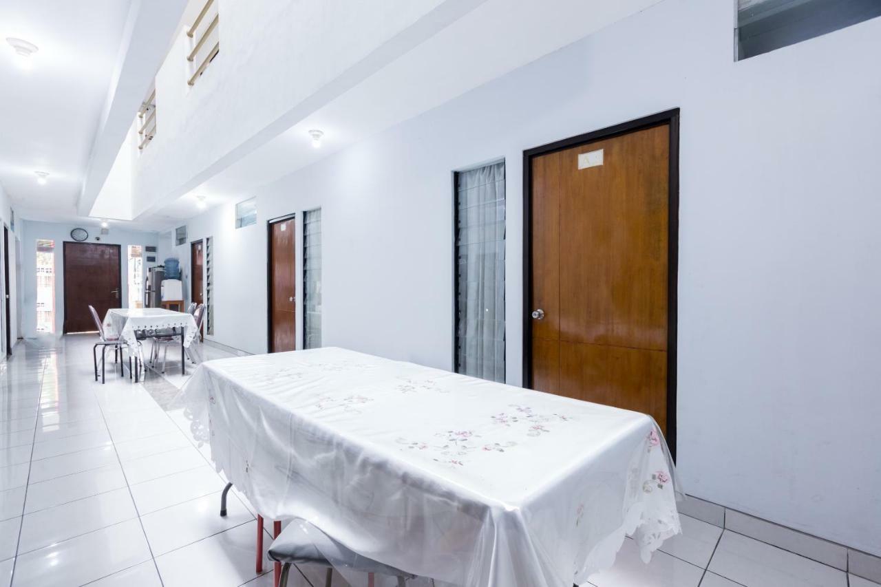 Super Oyo 1516 Cemara Gading Syariah Otel Bogor Dış mekan fotoğraf